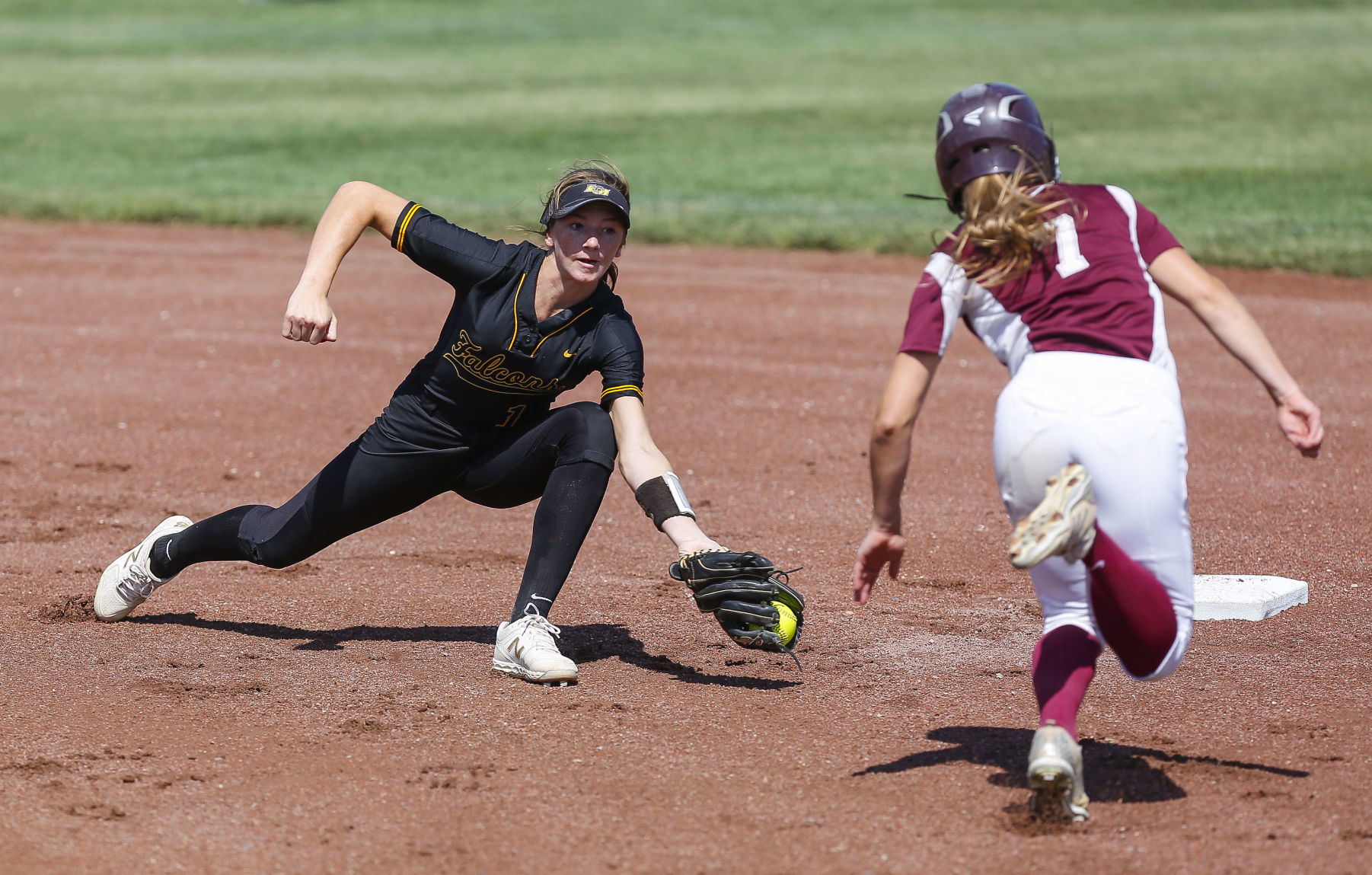 State SBall Louisa-Muscatine vs. Mount Vernon 2
